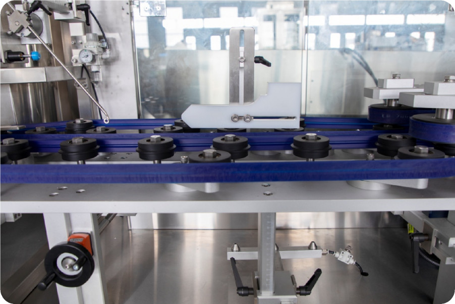 ロボットボトルアンスクランブル機 LP-200E 迅速ボトルサイズスイッチ 50-1000ml